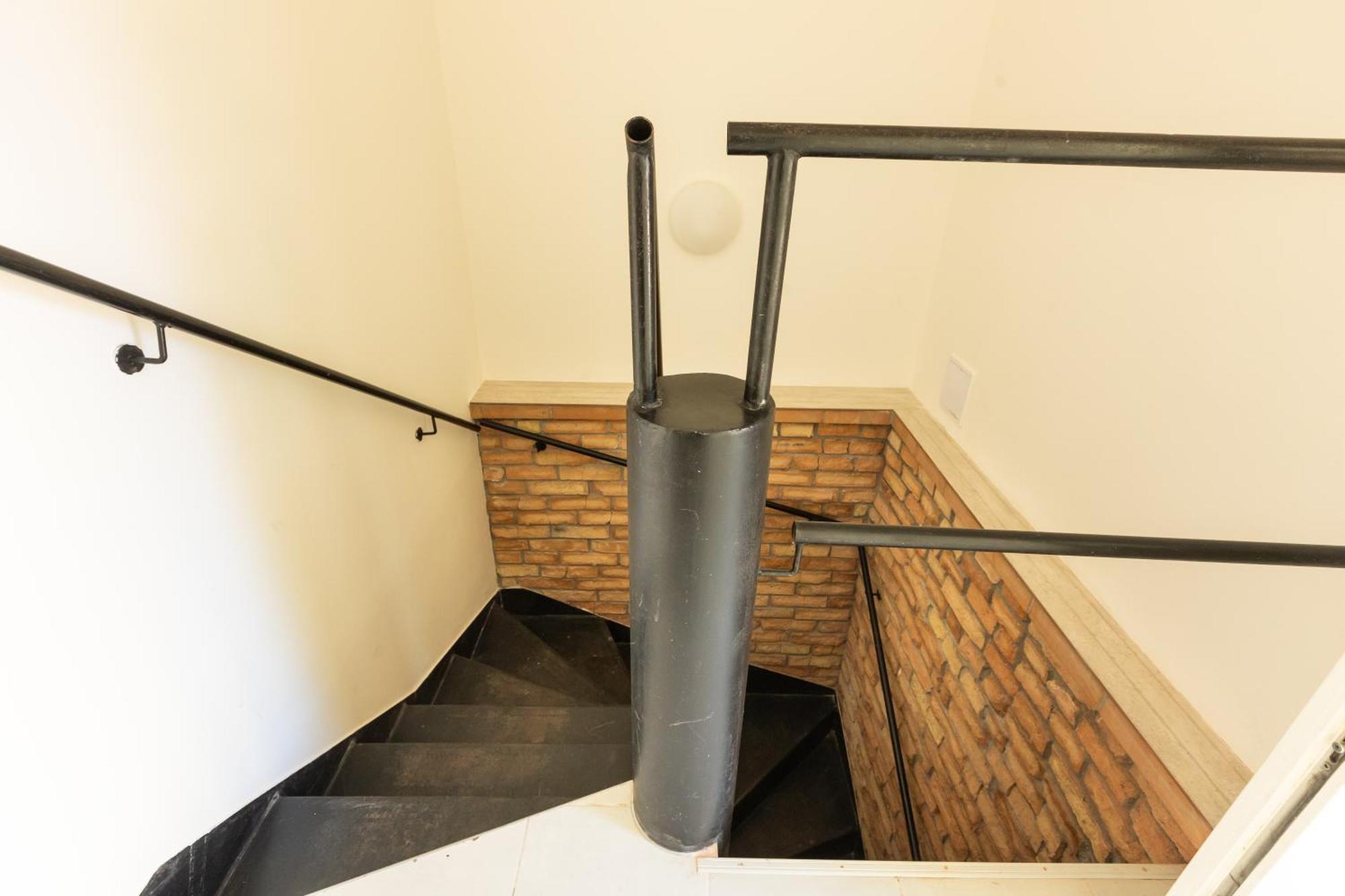 Spacious Apartment In Quiet Courtyard Near Charles Bridge Praag Buitenkant foto